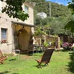 Casa Olivia Lacrema * 피날레리구레