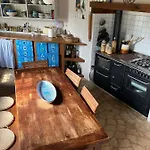 Casa Olivia Lacrema *