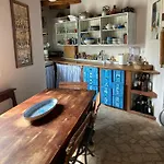 Casa Olivia Lacrema *