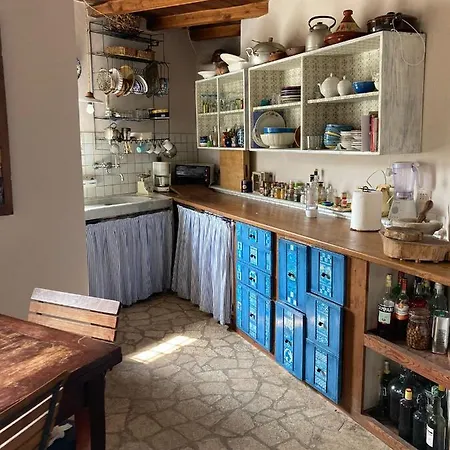 Casa Olivia Lacremà * Finale Ligure