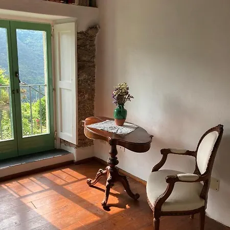 Casa Olivia Lacrema