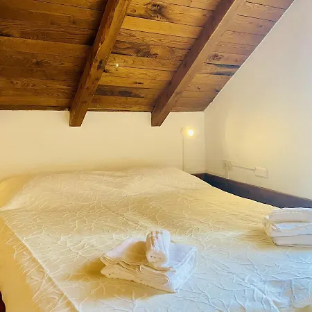 Casa Olivia Lacrema Holiday home *