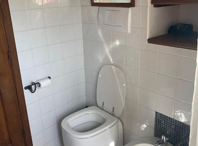 Casa Olivia Lacrema *