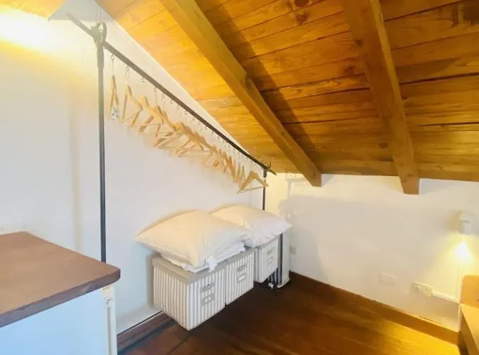 Casa Olivia Lacrema