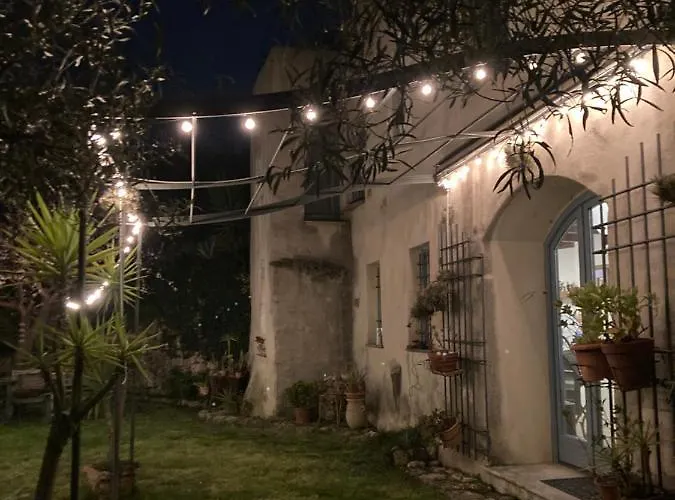 Сasa de vacaciones Casa Olivia Lacrema *